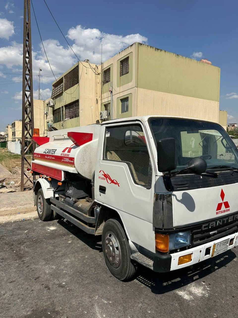 السلام عليكم كنتر للبيع جاهزه للاخير كبل للعمل حموله 3300رقم بغداد سعر 90 ورقه العنوان بغداد ***********
