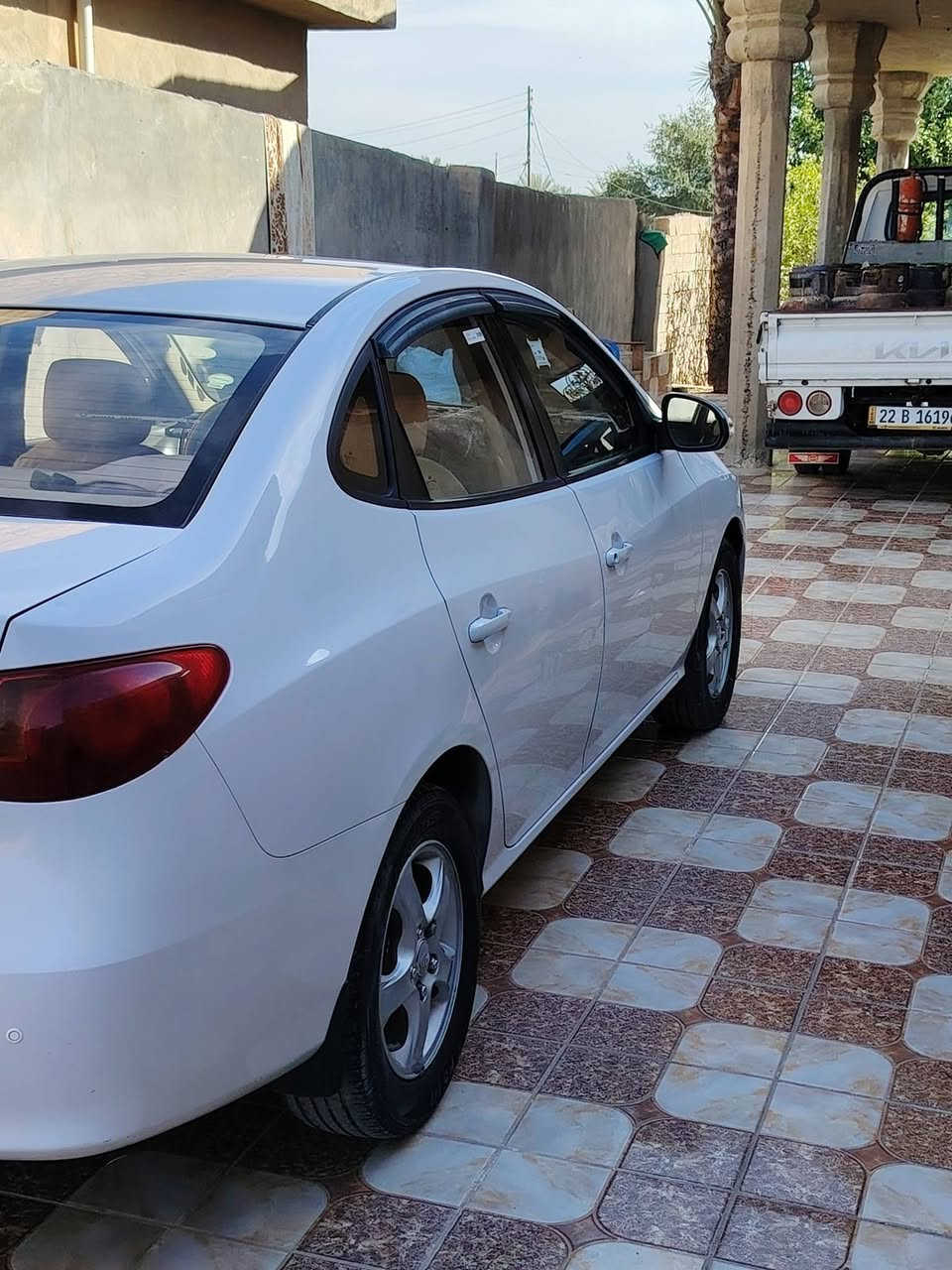 سلام عليكم انتره 2011البيع  مكفولة كفاله عامه كلين فقط بس  بارد بيه كير ومحرك  شرط رقم صلاح الدين دولي تحويل مباشر السعر 120 رقم الموبايل ***********
