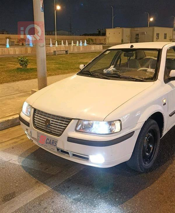 السلام عليكم سمند 2013 ناطق سياره نضيفه لا صبق لاتبديل ولا ضربه قويه بي خسفه بل باب   بصيطه الستفسار ***********
