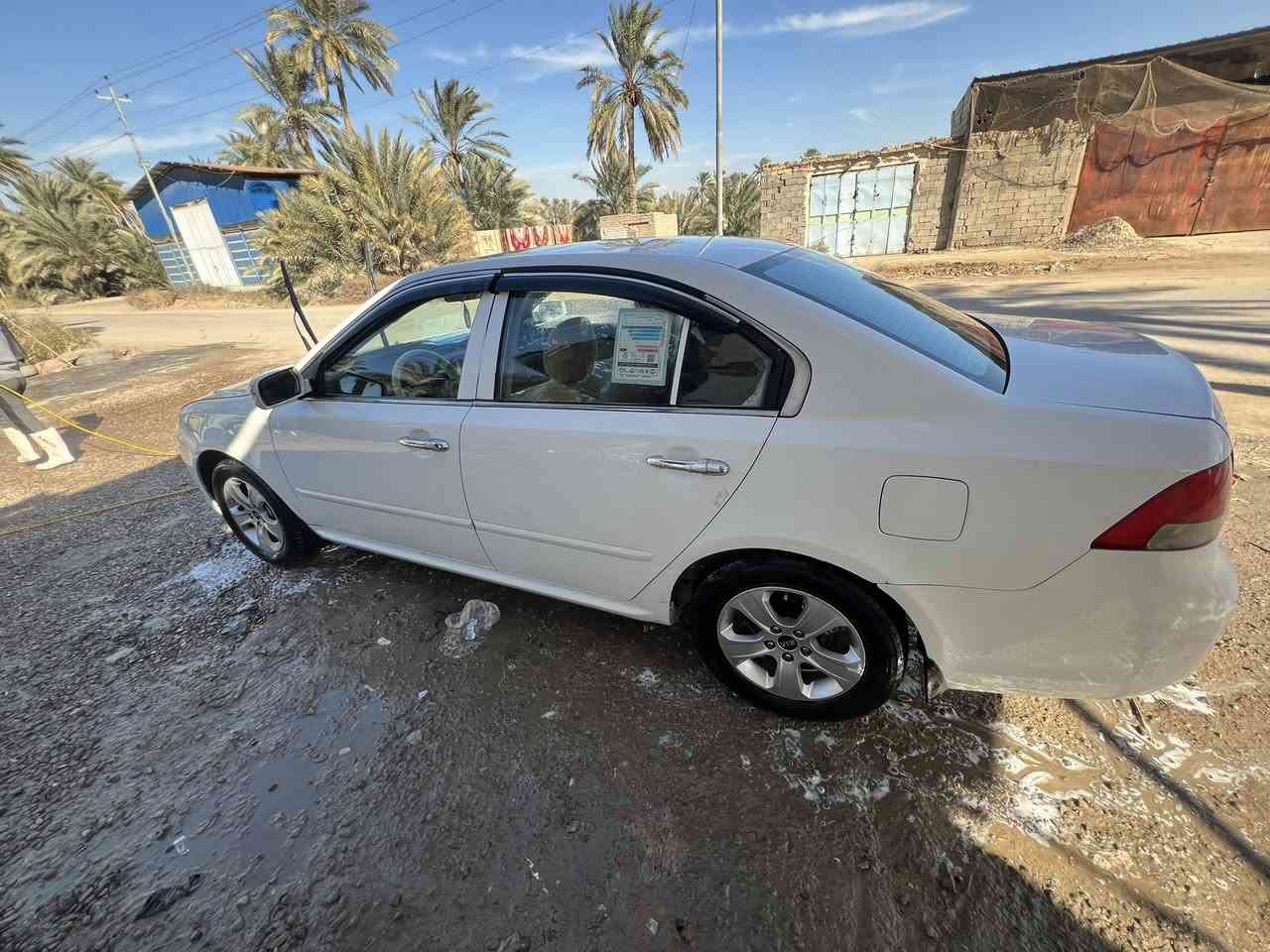 للبيع 2009رقم الموبايل ‭0788 256 0182‬
