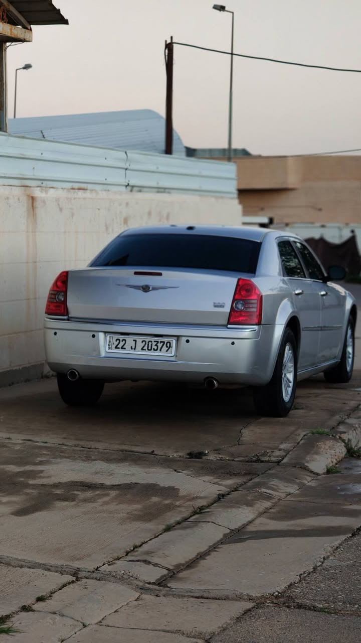 سلام عليكم  . اوباما للبيع 2009 أصل لون سلفر رصاصي محرك 3500 توني شاده جديد رقم اربيل دولي السياره استخدام شخصي نضيفه وجاهزه مكفوله وارد كندي.تخم تاير تبريد ثلج  شرط التحويل ماسوي وكاله السعر 125...الاستفسار على الرقم*********** ... مكلف بالنشر
