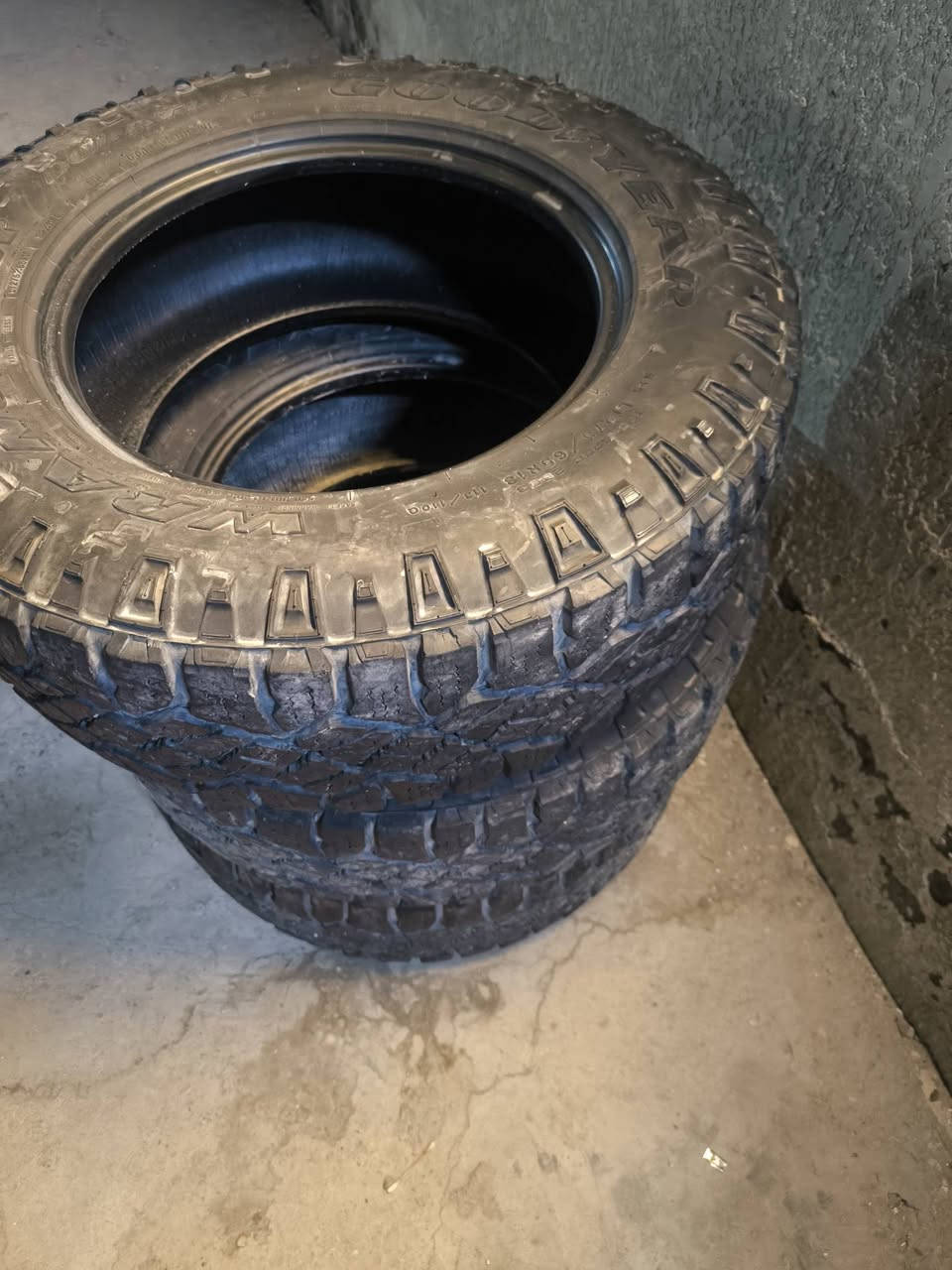 تخم تاير حجم 275/65 R18 
*********** اتصال
*********** وتساب

