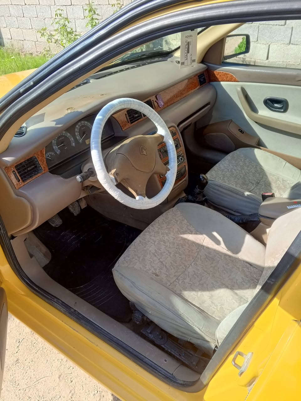 سمند مديل 12 رقم واسط بيه بابين مصبوغات اثر شخط لا مبدلات ولا مفتوحات مكينه جديده كير صدر امامي خلفي  تخم تاير تبريد جاهزه من كلشي مصفره هيئه غرامات  السعر 37وبيه مجال مكاني كوت شراي يتصل ***********
