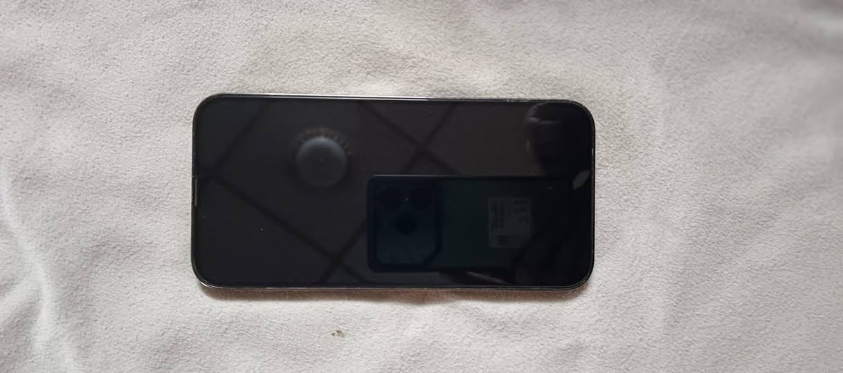 ايفون 13 برو ماكس كلش جديد ومستخدم قليل مع كرتون 
بطاريه 95
ذاكرة 512
استخدام قليل وما مبدل اي شي سعرة 725بي مجال قليل
مكاني البصرة الزبير 
***********واتساب او مراسلة الصفحه
