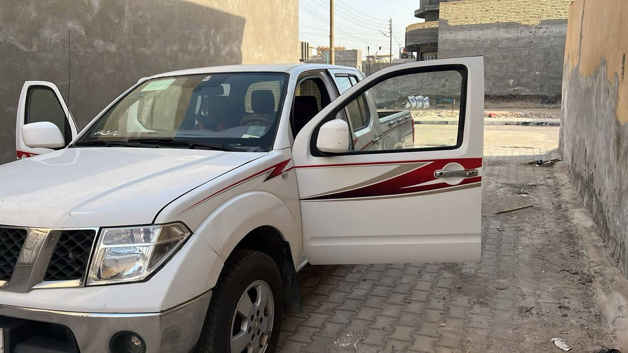 📢 للبيع نيسان نافارا 2009 دبل قمارة
🚘 نيسان نافارا موديل 2009
💰 السعر: 95  قابل للتفاوض بالمعقول
📄 رقم مَثنّى، قابل للتحويل
✅ السيارة بحالة جيدة
✅ دبل قمارة (4 أبواب)
✅ جير أوتوماتيك
✅ شاشة أندرويد
✅ تبريد وتكييف جيد
✅ إطارات جيدة
✅ استخدام شخصي ونظيفة من الداخل والخارج
السيارة معروفة بقوتها وتحملها ومناسبة للعمل والاستخدام اليومي. ملاحضه السياره شرط التحويل سونار موجود صبغ
في التكمه وتكحيلات فقط حداده جديده تخم تاير جاهزه
تبريد محور فانات سياره مال جناي الشراي يتصل علئ الرقم (***********) (***********) مكلف بنشر 
السعر 95 ورقه وبيه مجال قليل كلش
