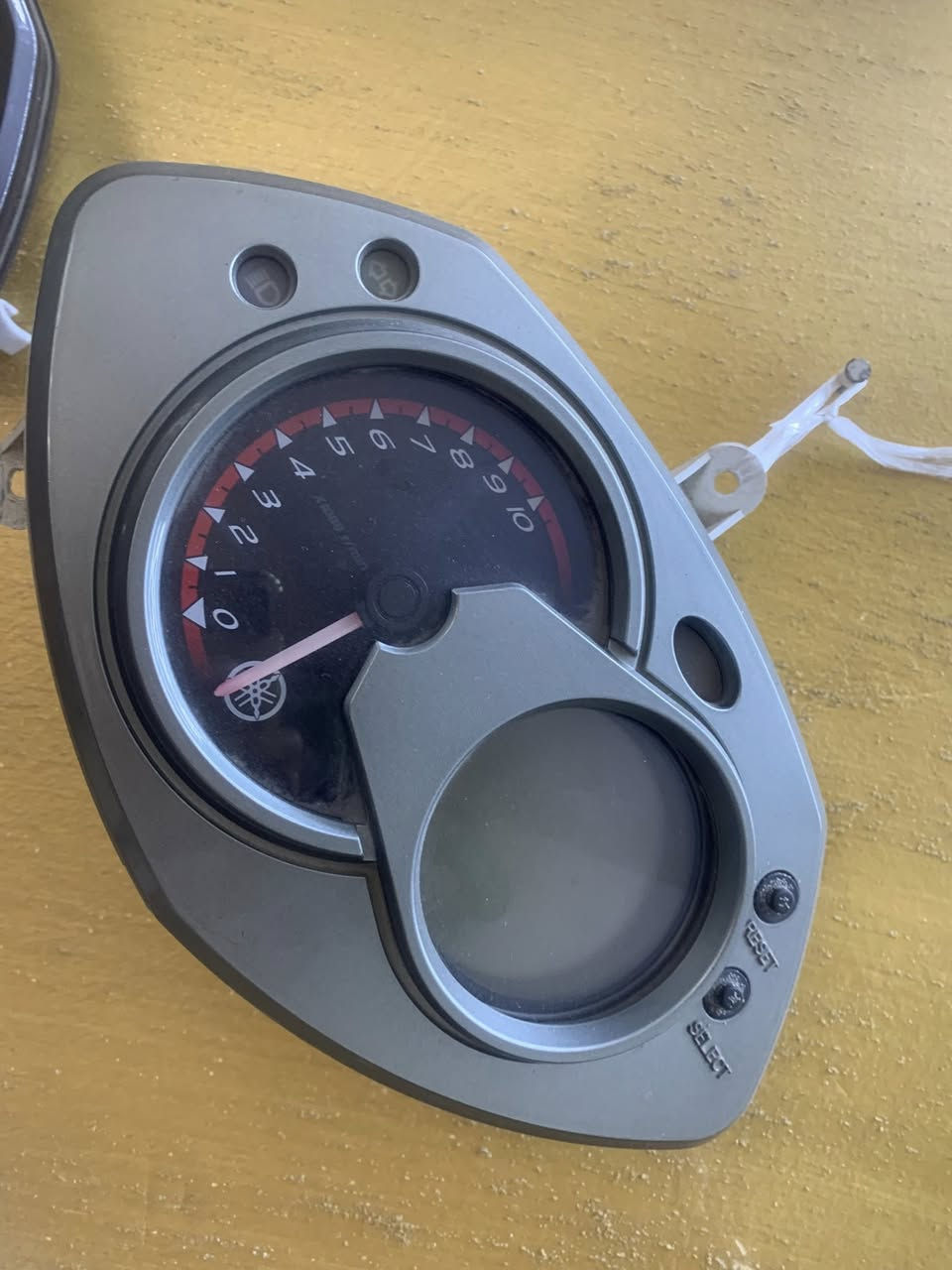 توفرت دشابيل سكنس عام 
نوزل كابريتر كوري وياباني شرط الفحص والشد
يوجد خدمة توصيل التفاصيل واتساب او اتصال
***********
