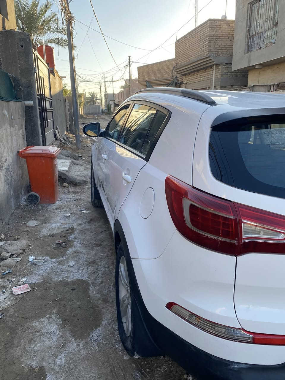 السلام عليكم للبيع كيا سبورتج موديل ٢٠١٠ السيارة مكفوله كير ومحرك والسياره وراد خليجي رقم اربيل وكاله فقط السعر ١٢٠ وبيهه مجال للاستفسار الاتصال على الرقم ***********
