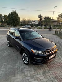 للبيع — جيب كومباس لاتتيود 2018  سيارة مرتبة جداً ونظيفة استخدام شخصي،...