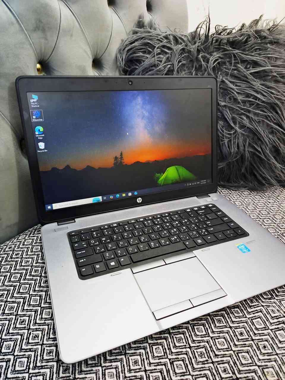 لابتوب hp elitebook 850 G2
بمعالج core i7 الجيل الخامس 
سرعة المعالج 2.6GHz
هارد 256GB ssd
الرام 12GB
حجم الشاشة 15.6
نظام التشغيل windows 10 pro 
السعر 210 الف 
اللابتوب نظافة عالية ومناسب تشغيل برامج التصميم مثل الاوتوكاد وغيرها
للاستفسار ***********

