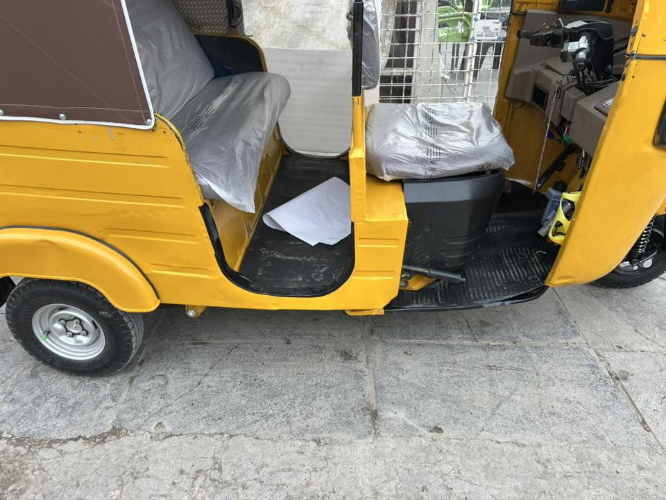 تكتك 2018 رقم وسنوية  تكتك معمره كامله نقصه بس كلج مكينه اكسل مكفول
السعر 5800
العنوان بغداد الشعب 
***********
