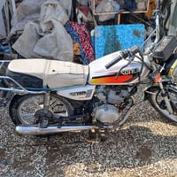 سلا عليكم دراجة يراني البيع موديل 21 أوراق كامله السعر 500  وبيها مجال...