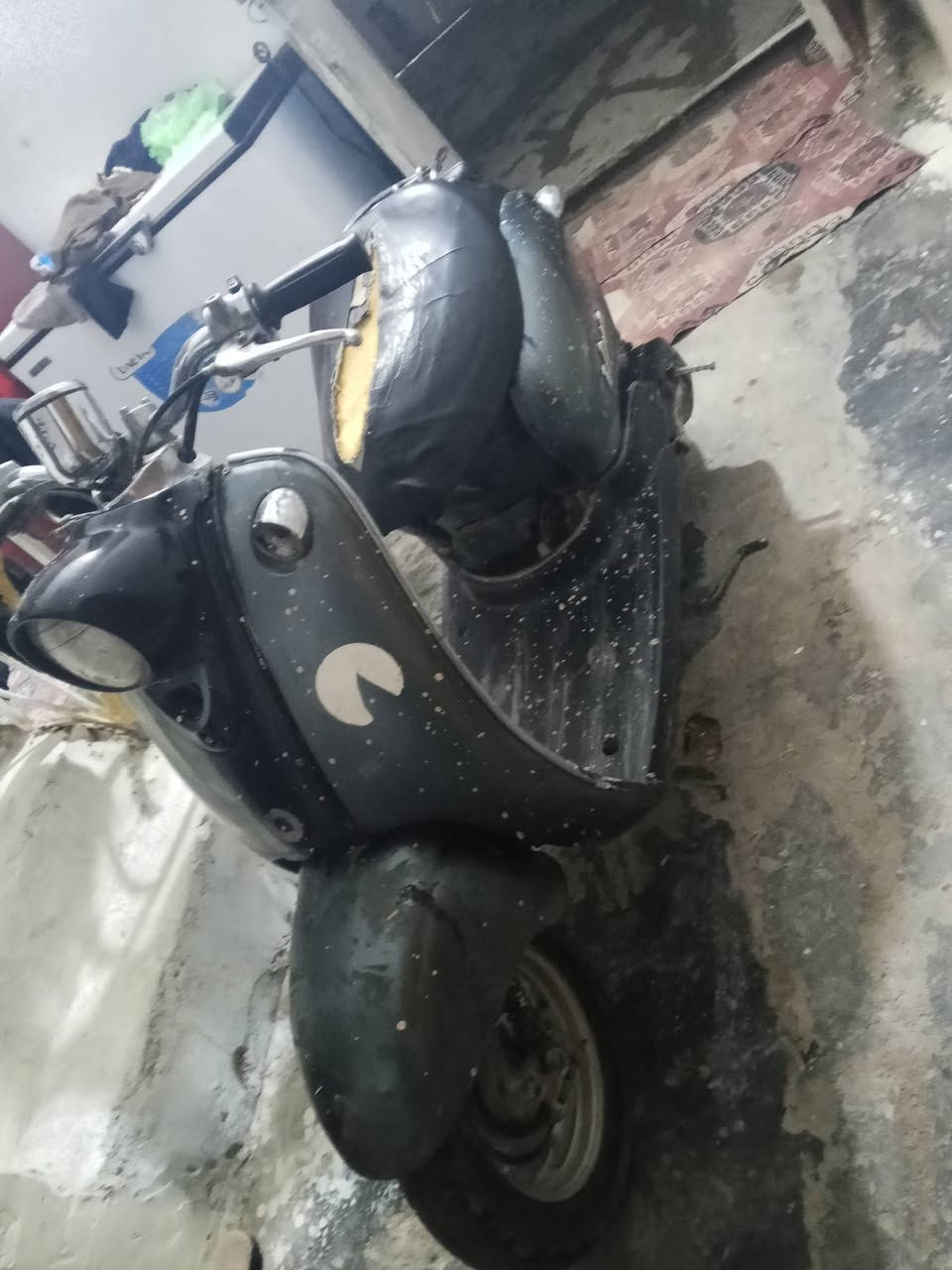 السلام عليكم دراجه عبد الحليم للبيع مكان كربلاء من الداخلي مكان العمل في الكتف الثورهر سعر 140 وبمجال للشراي***********
