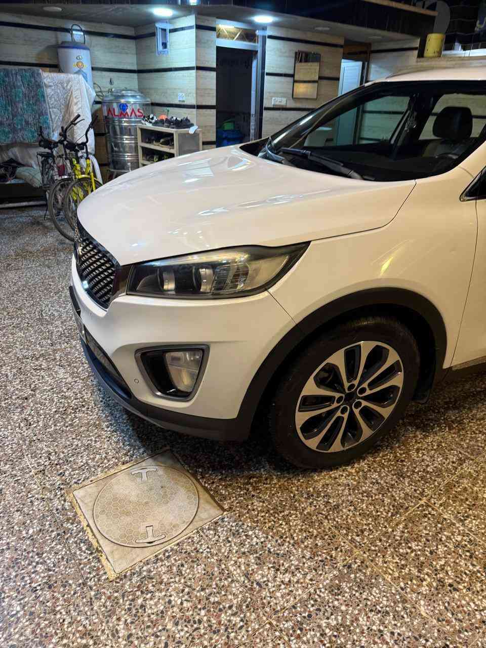 سلام عليكم سورنتو 2016 خليجي مكينة 6 سبعة راكب ثلاث قطع تبريد مثل ماموضح يمكم بل تصوير السعر 215 وبي مجال واني مكلف بل نشر يرجو تواصل اتصال أو واتساب العنوان بغداد  ***********
