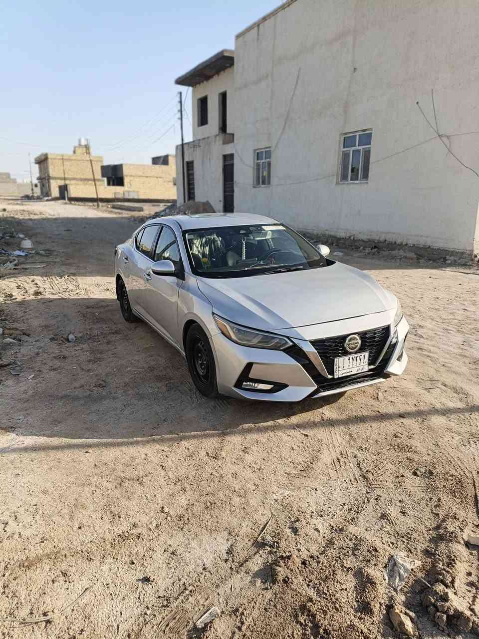 نيسان سنترا 21 وارد أمريكي بيها تبديل بنيد وصبغ يعني البنيد مبدل ومصبوغ ضربتها بالچاملغ مصلح بيها رادار خلفي وأمامي وتوقف ذاتي خلفي وأمامي بيها تحكم سترين تثبيت سرعة تحديد مسار كامرة بالجامة الأمام كامرة خلفية بيها مواصفات اس في وبيها بارد بالباب الوره بالجهة اليسرى بارد من أمريكا وهواي بيها مواصفات بعد مااعرفهن 
سعرها 120 وبيها مجال معوقين 
معوقها موجود وكالة عامة 
***********
