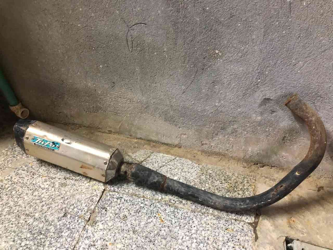 كزوز رياضي اريده ب50
***********واتساب مكاني حيانيه لمايشتري لا يراسلني
