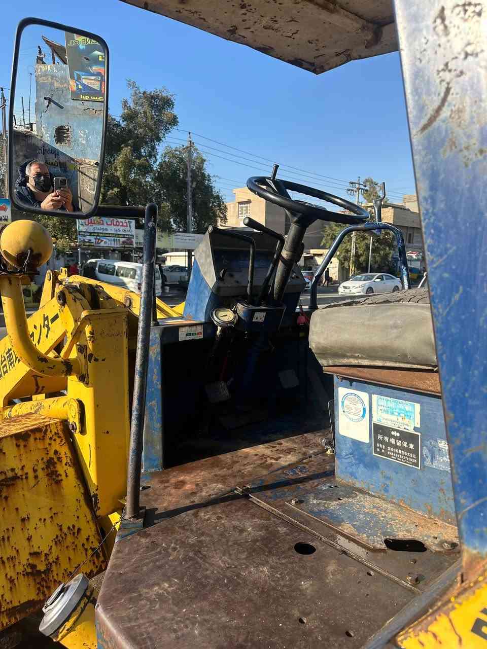 شفل كوماتسو
٢٠١٠
رقم بغداد 
حجم WA50
نضيف جداً 
تخم تايرات جديد 
مكانه بغداد  حي العامل 
***********
