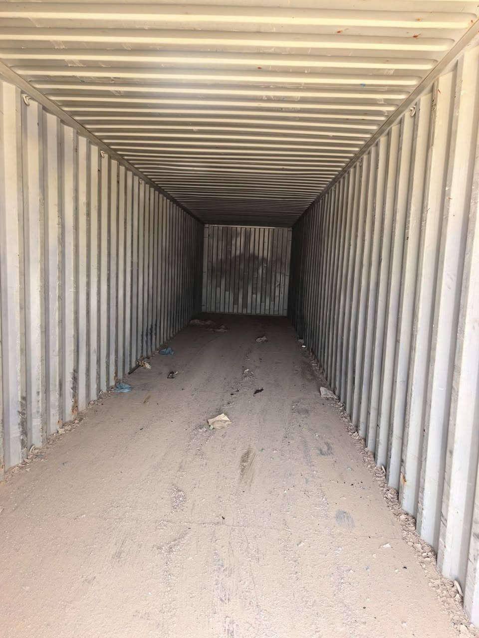ياالله 🧿🧿🧿 يارزاق وصول حاويات طول ١٢ متر الارتفاع ٢٧٠ سم بنظافة أكثر من ٩٠ نجف الاشرف الاستفسار ع الاتصال *********** 🧿🧿🧿
