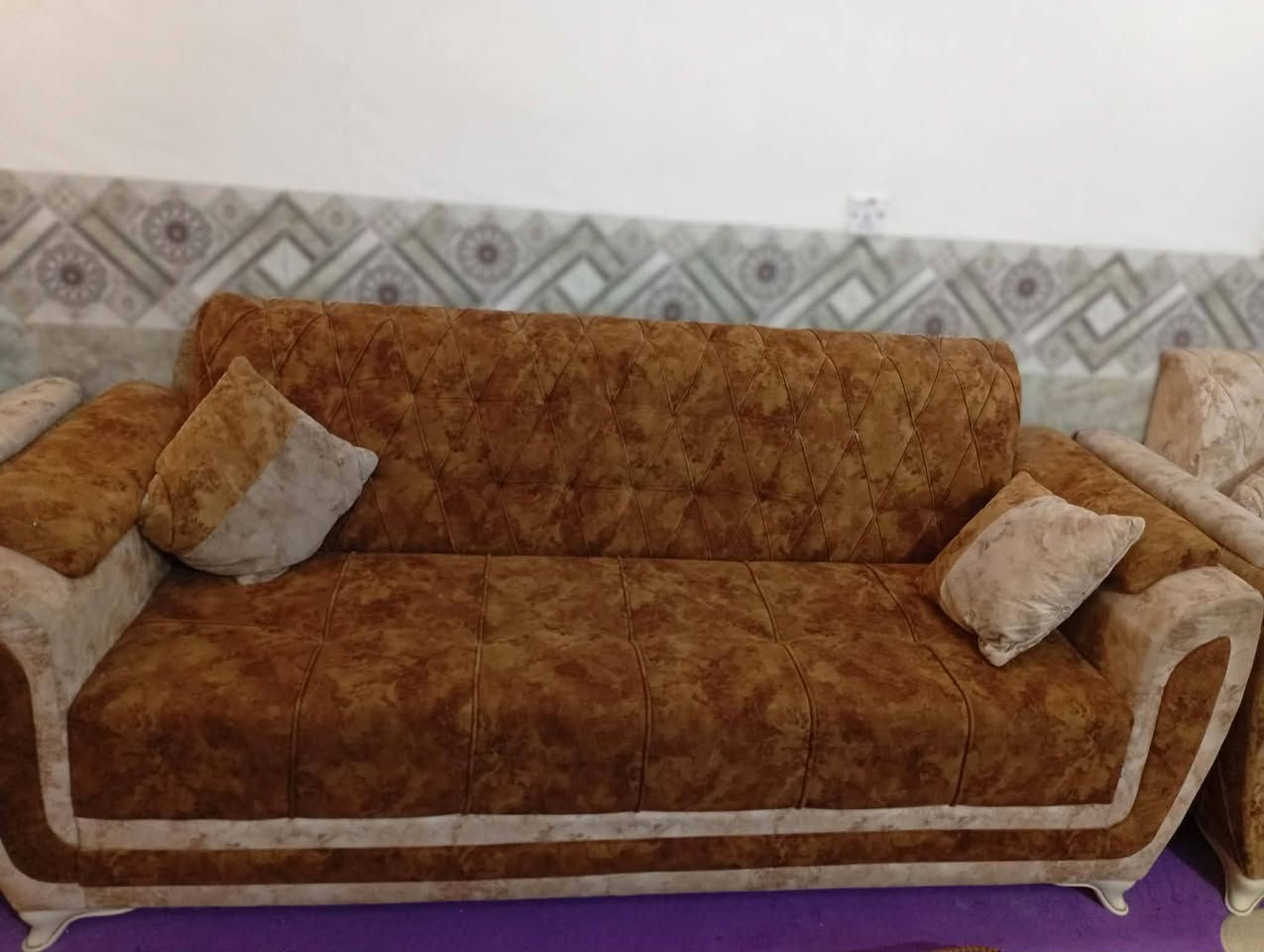 تخم عدد 2 للبيع السعر خاص المكان ديوانيه جمهوري الاتصال عل رقم ***********
