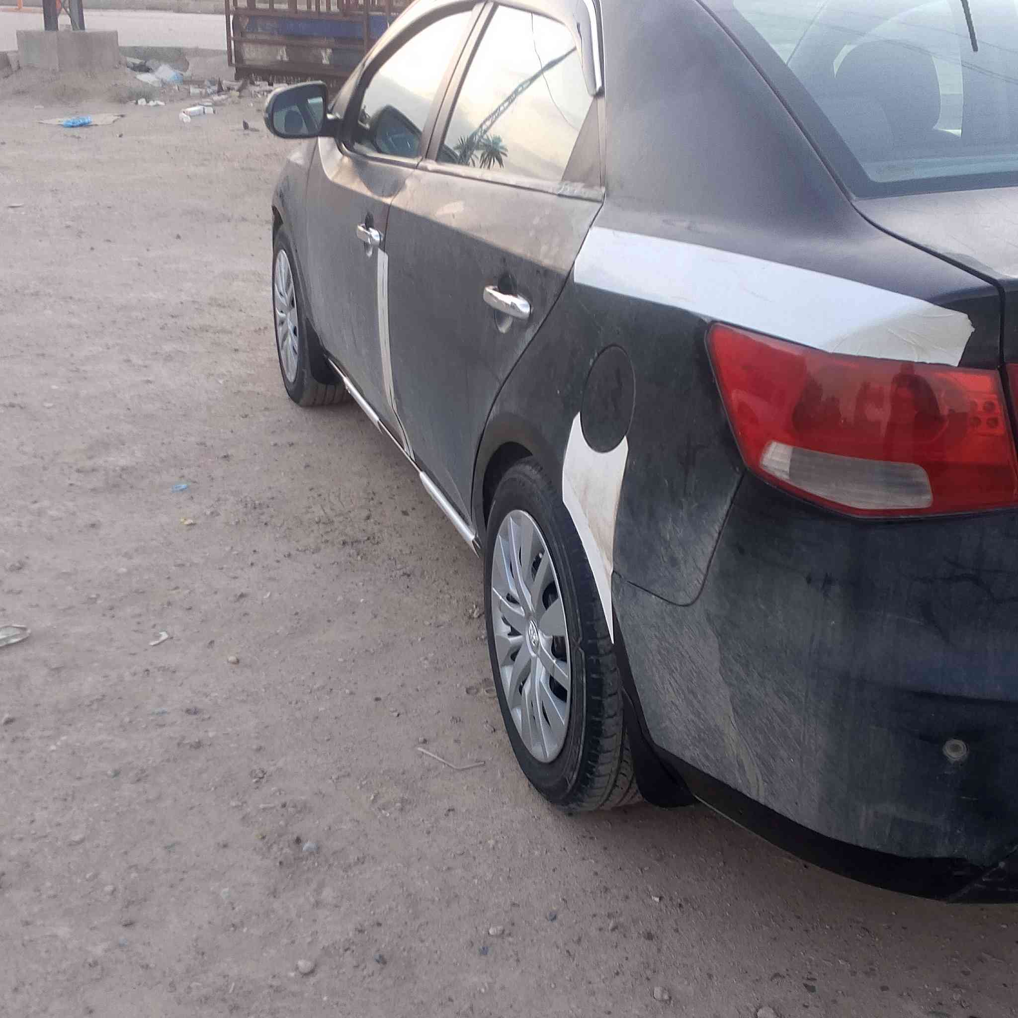 السلام عليكم سيراتو موديل 2012 فول مواصفات محرك 1600 رقم سليمانيه دولي سنويه 28 تحويل مباشر السعر 78 وبيه مجال مكانه الانبار الفلوجه الرقم ***********
