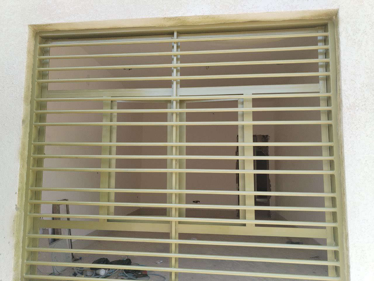 سلام عليكم صباغ بيوت وحديدً بانسب السعار ***********    📞📞📞  ***********
