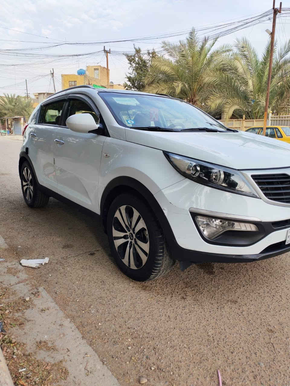 السلام عليكم سيارة سبورتج  ٢٠١٤ مواصفات كامله وارد خليجي اوتماتيك رايدها ب١٥٥٠٠ دولار هذا رقمي اي استفسار اني حاضر 
***********
