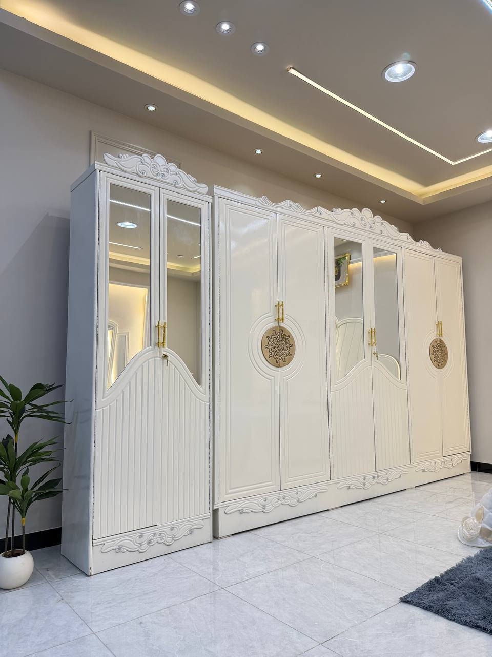 السعر // مليون و١٠٠ فقط 😍

🔅تفاصيل الغرفة المرمري  ....

 خارج ٤ملم ام دي اف 🔺
وداخل معاكس ٣ملم 
صبغ حراري  درجة اولى 

عدد القطع  ٧ قطع 😍
🔺1 //جرباية  قياس  ١٦٠ × ٢٠٠ 
🔺//ميز جانبي ايسر قياس ٥٠
🔺2// وميز  جانبي  قياس ٥٠
🔺3// زاوية ارتفاع مترين عرض ٨٠
🔺4// وميز بلازمه  
🔺5//وميز مراية ارتفاع مترين عرض ١٢٠
🔺6// وكنتور ٦ باب  ارتفاع مترين و١٥ طول ٣ متر و١٥

القطعه الثامنة حسب الطلب شازلون
سعرها ٥٠ الف ❤️

(توصيل مجاني مركز بغداد )
التوصيل يشمل الشد مجاني 🔥
(اطراف ٥٠)
باقي المحافضات حسب البعد
شازلون سعرها ٥٠ الف
شازلون مخزن ٧٥ الف


**إذا كنت صاحب هذا الإعلان وتريد حذفه لأي سبب، رجاءا أرسل رسالة إلى الدعم الفني**