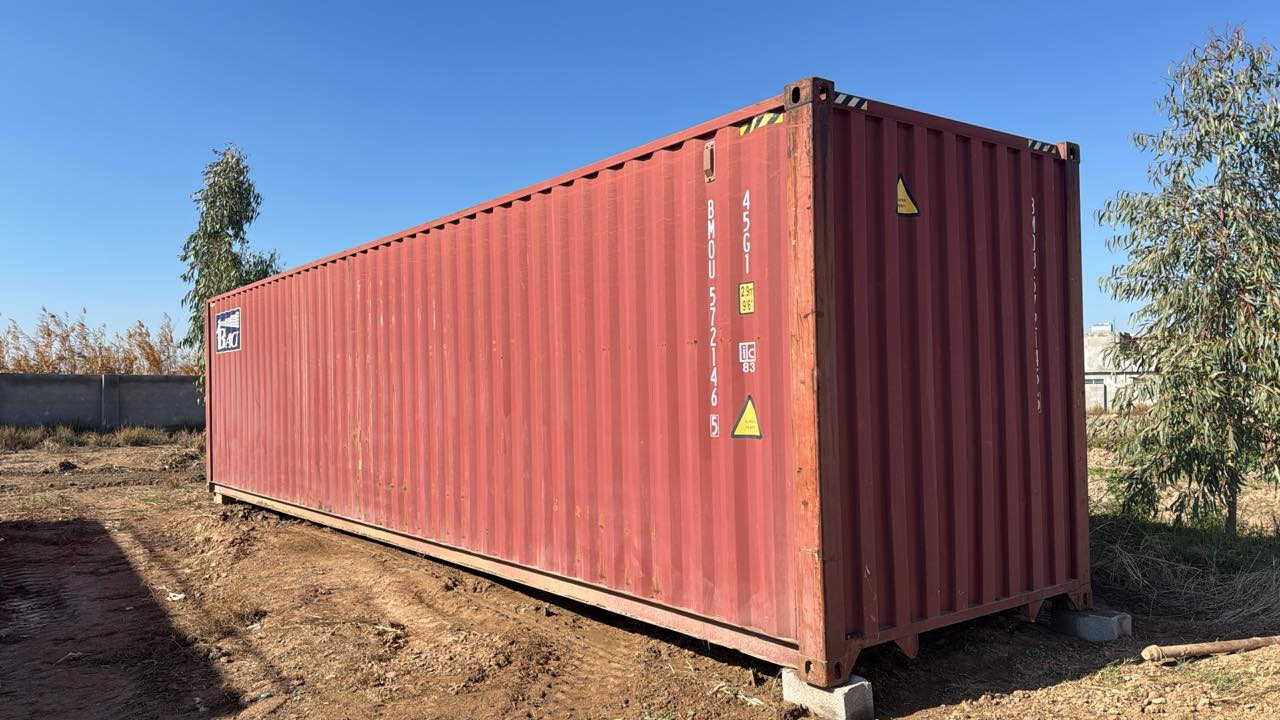 إسلام عليكم 5 حاويات للبيع 
بيهن نضافه 90 بل 100 وبيهن نضافه 70 بل 100 
المكان ديالى اسعارهن بيهن ب 30 ورقة وانت صاعد لل 45 ورقة
***********
