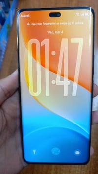 هونر اكس 9c رام 12   نضافه 95  ويا كارتونه فقط وكفر ولزكه   مكاني مدين...