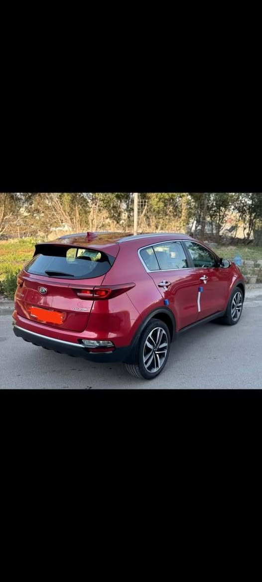 سبورتج ماروني 2020 خليجيه كفاله عامه فقط بيها حالوب قليل السياره باسمي وهذا رقمي *********** عنوان المشتل سعر 188 ماشيه 130
