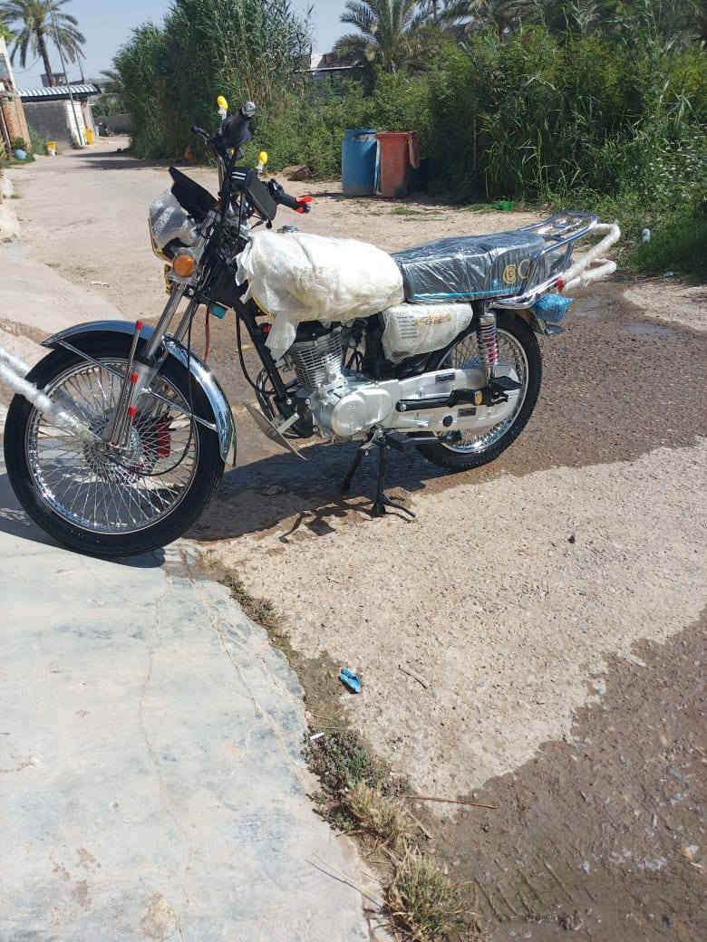 سلام عليكم  دراجة  للبيع  لك جديدة السعر ٩٥٠ وبيها مجال الاتصال على الرقم
***********
