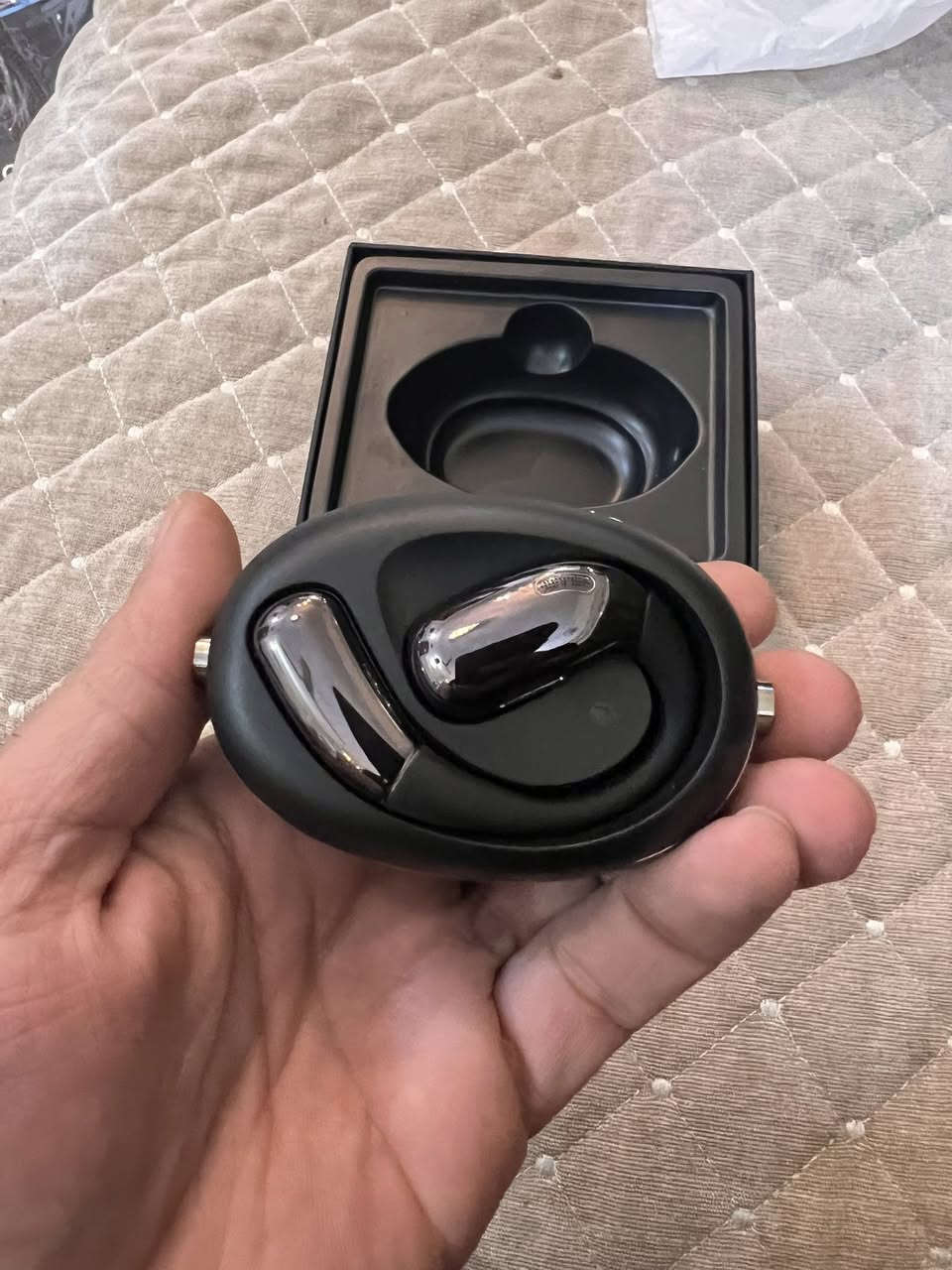 ايربود رررررررهيبة وابنفس الوقت اسبنر جديدة لك السعر 25 متوفر توصيل لكل العراق


**إذا كنت صاحب هذا الإعلان وتريد حذفه لأي سبب، رجاءا أرسل رسالة إلى الدعم الفني**