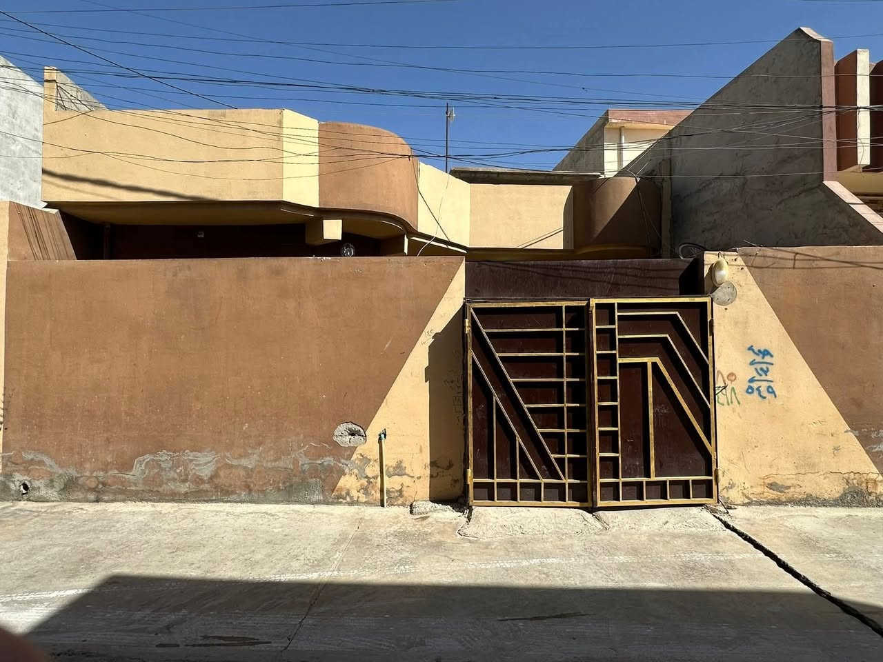 السلام عليكم
بيت للبيع في الرشيدية قطاع السادس
مساحة 150 متر واجها 9.5 فرع مميز
باقي التفاصيل بل فيديو
للاستفسار الاتصال
***********
***********
