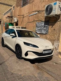 بي واي دي سيل 6 للبيع سياره مابيها نقص  ماشيه /26 الف  مكان سياره بغدا...