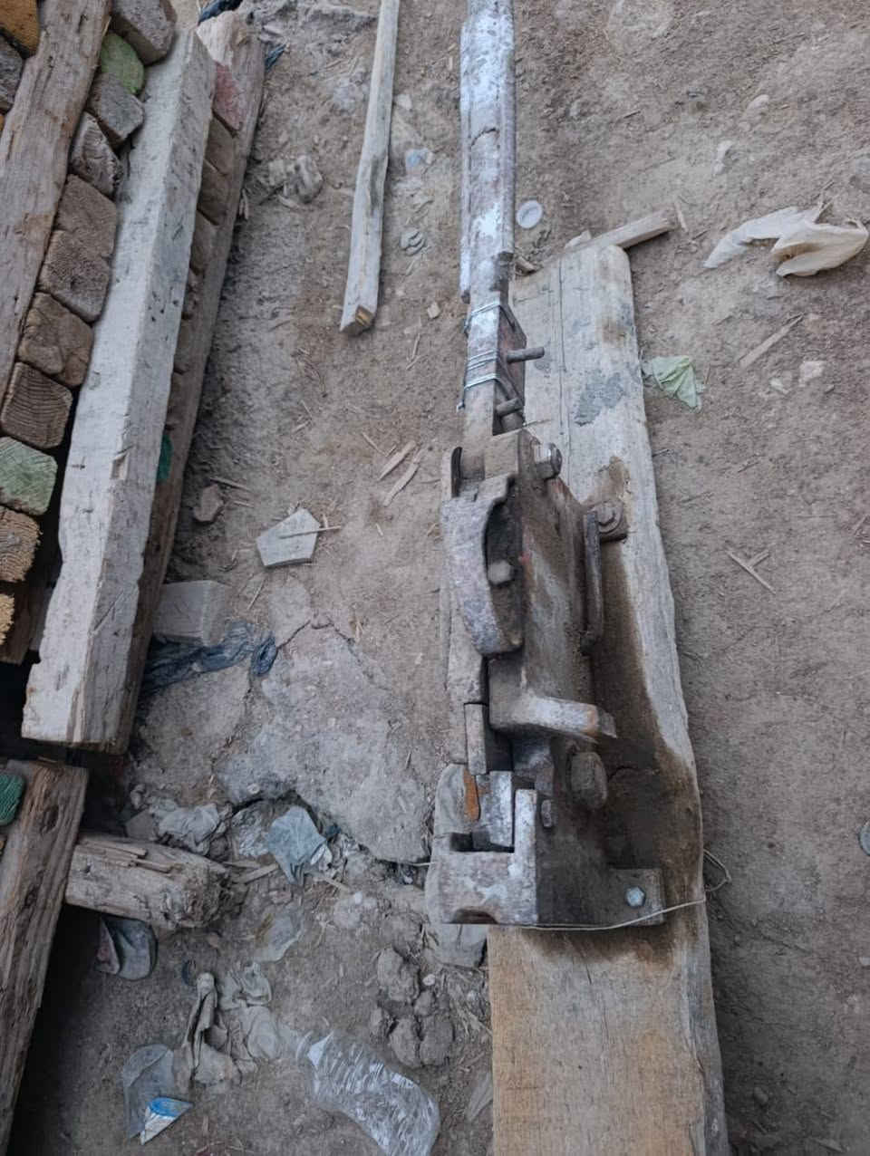 مقص للبيع المكان بابل الرقم (***********)
