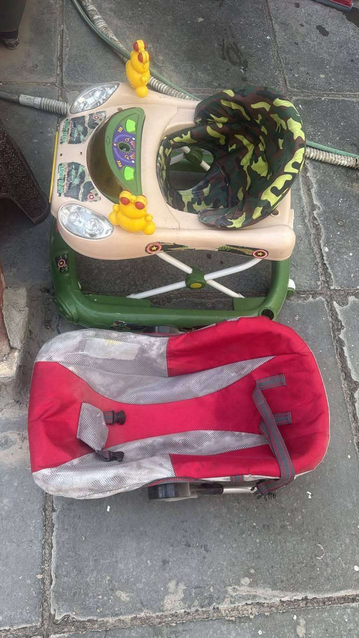 ***********متاح غ اض للبيع المكان بغداد الحريه السعر مابيه اي عطل ولا ضرر
السع، ٥٠ الف كلهن
