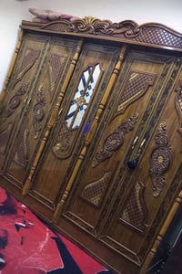 بصرة • غرفه اخشاب • بلا عيب