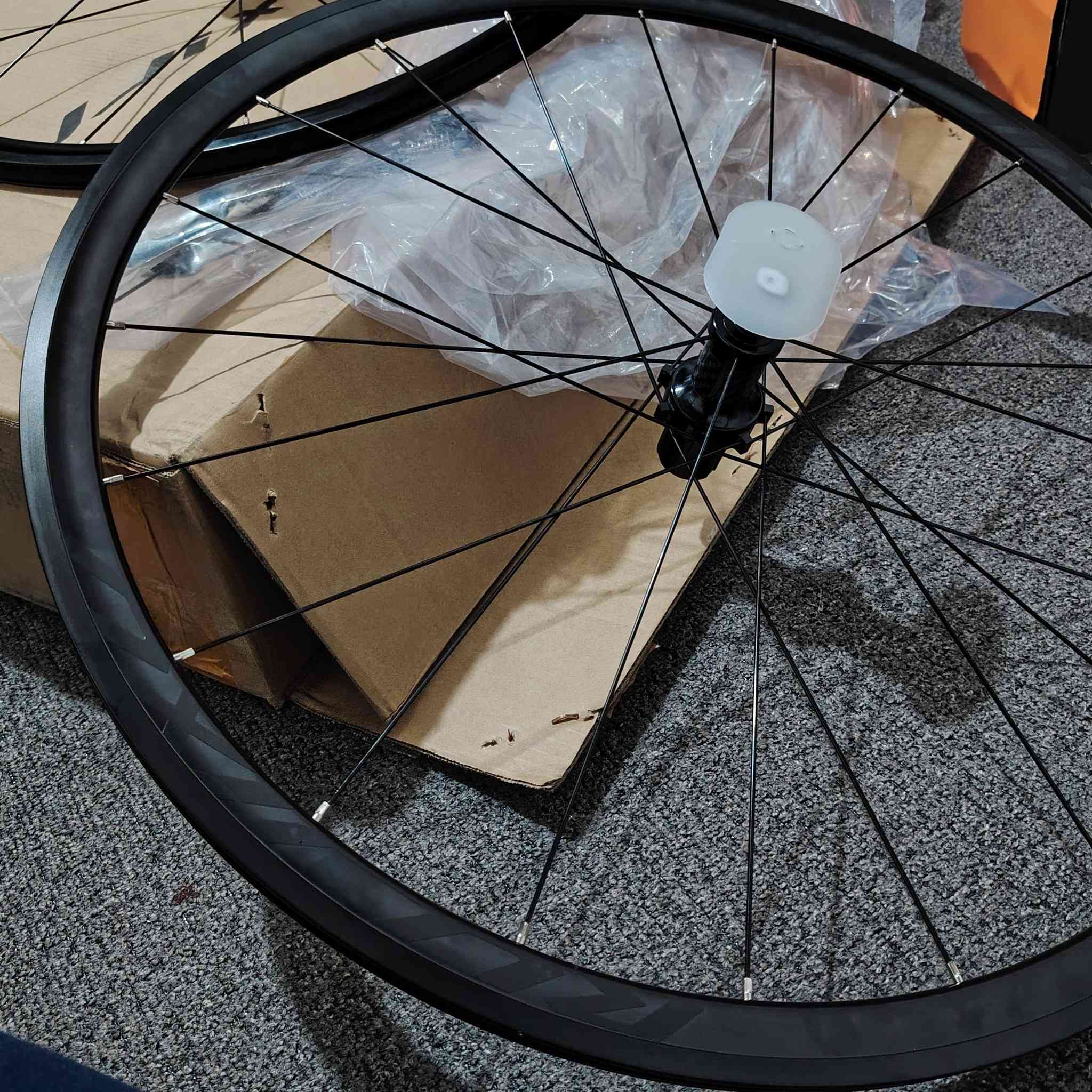 ويل بايسكل زوج القياس موضح بالصوره سعرهن 175 الف


**إذا كنت صاحب هذا الإعلان وتريد حذفه لأي سبب، رجاءا أرسل رسالة إلى الدعم الفني**