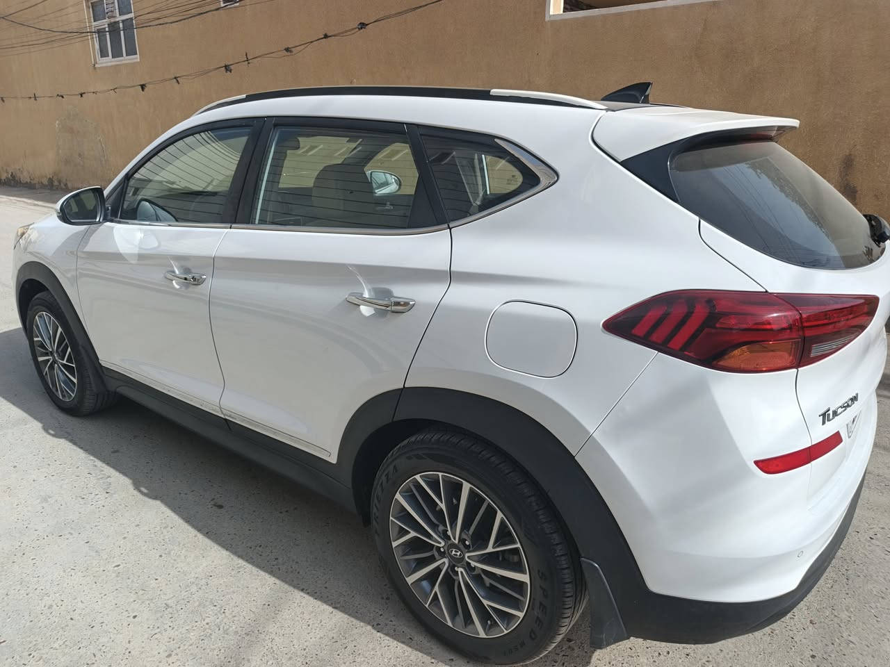 توسان 2019 خليجي بنوراما فول مواصفات الكاصد رقم بغداد بيها بارد بالجاملغ الامامي ماشيه 80 الف جديدة جداً السعر 210 مكان الدجيل للاتصال ***********
***********
