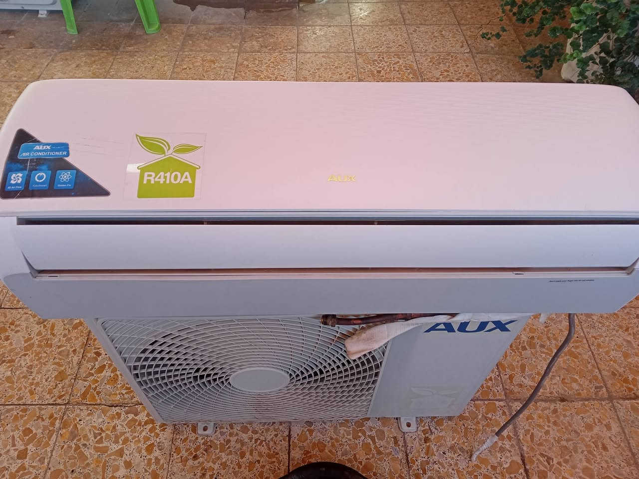 سلام عليكم
سبلت طن ونص أوكس أنتاج 2022 الشهر الخامس نضافته 90/100الجهاز جداً نضيف اي تصليح مداخل كامل اي نقص مابي جيب وشد  للبيع اي استفسار مراسله الصفحه او الاتصال ع ***********
