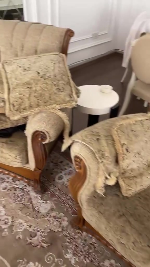 قنفات مئز تعام للبیع 600الف


**إذا كنت صاحب هذا الإعلان وتريد حذفه لأي سبب، رجاءا أرسل رسالة إلى الدعم الفني**