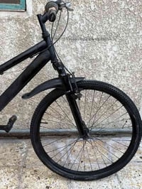 هذا بايسكلي الشخصي للبيع بسعر 50 الف وبيه مجال زين لشراي عنوان بغداد ح...