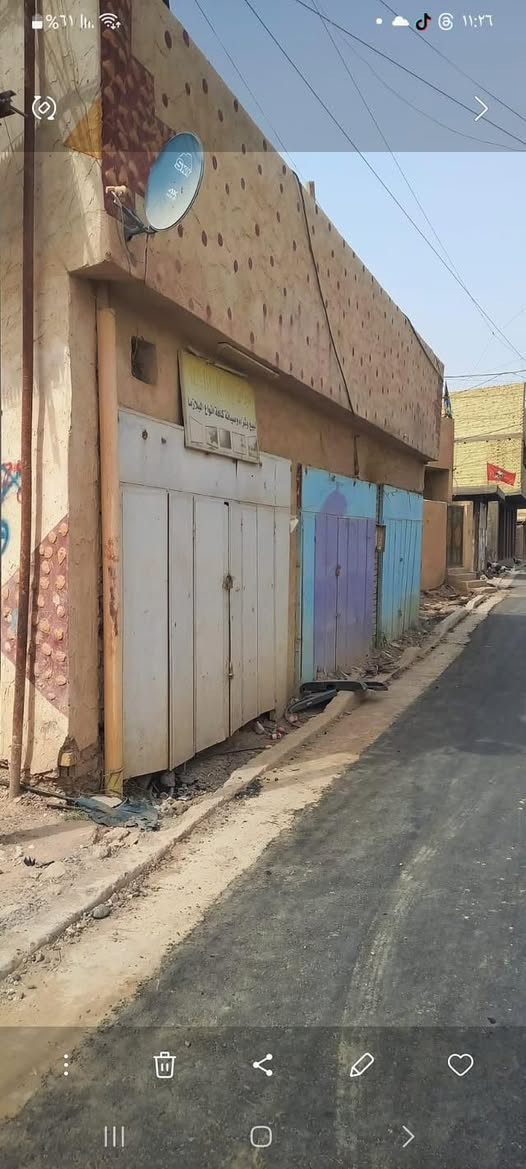 السلام عليكم
بنايه للبيع مساحته ١٧٠ الدوانم مقابل سكله ابو موسى
غرفتين جوه  ومطبخ وغرفتين فوك وحمام وتواليت خارجي ودرج داخلي
الاستفسار الاتصال على هاذ الرقم 

***********
