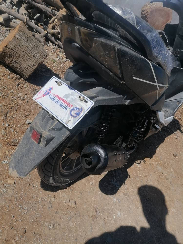 ماکس مەکینە 125 بێکێشە بەشەرت هەمو گیانی ئیشەکات 345هەزار مەجالێکی کەم ناونیشان سەیدسادق ژم ***********     *********** السليمانية, العراق
