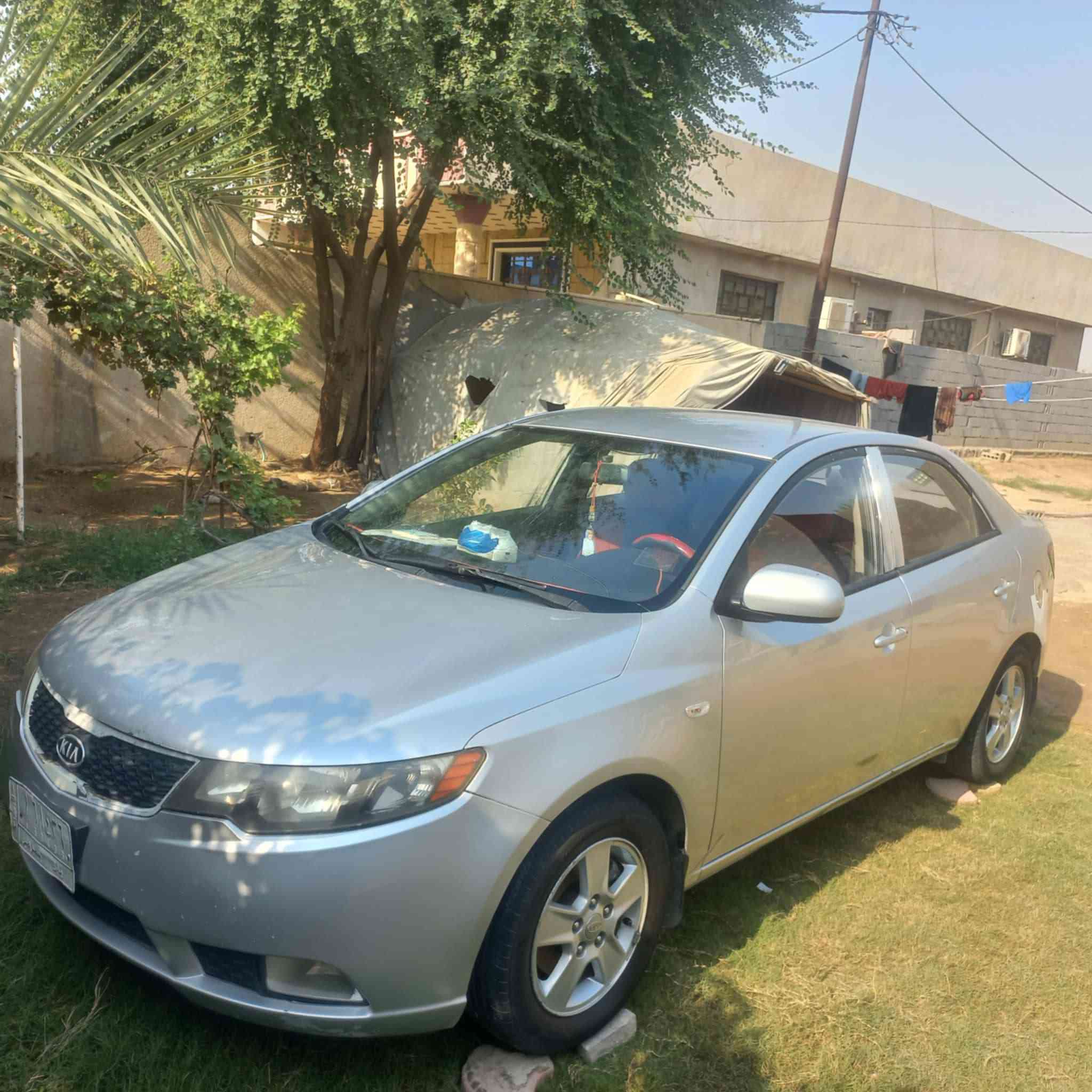 السلام عليكم من رخصت مدير الكروب سياره كيه فورتي ١٣ وارد كندي  سياره بيه سونار جاملق مامي بس صبق المكان كربلاء الحسينية  سعر ١١٠$ بيه مجال رقم بابل بسمي   ***********
