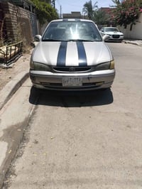 كورلا موديل2000مكينه 1800 بيها خيط تبخير تبريد شغال صدر تخم تاير جاهزه...