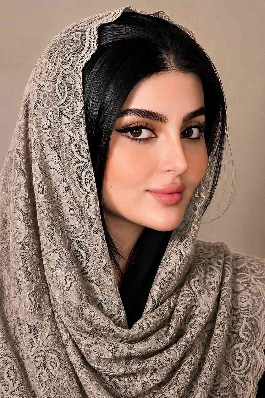 ✨ وصل شال الذكاء الاصطناعي الترند ✨
🧵 خيط بريسم وقماش تول فاخر
💎 نعومة ولمعة راقية جدآ 
🎀 تصميم أنيق وموديل عصري
🌈 ألوان مميزة تتناسب مع كل الإطلالات😍
قياس الشال / الطول مترين والعرض 70 سم ✔️
#الاصلي الكويتي البريسم 💯 
للاستفسار خاص
🚘 يوجد خدمة توصيل لجميع محافظات العراق ٤ الاف 🚘


**إذا كنت صاحب هذا الإعلان وتريد حذفه لأي سبب، رجاءا أرسل رسالة إلى الدعم الفني**