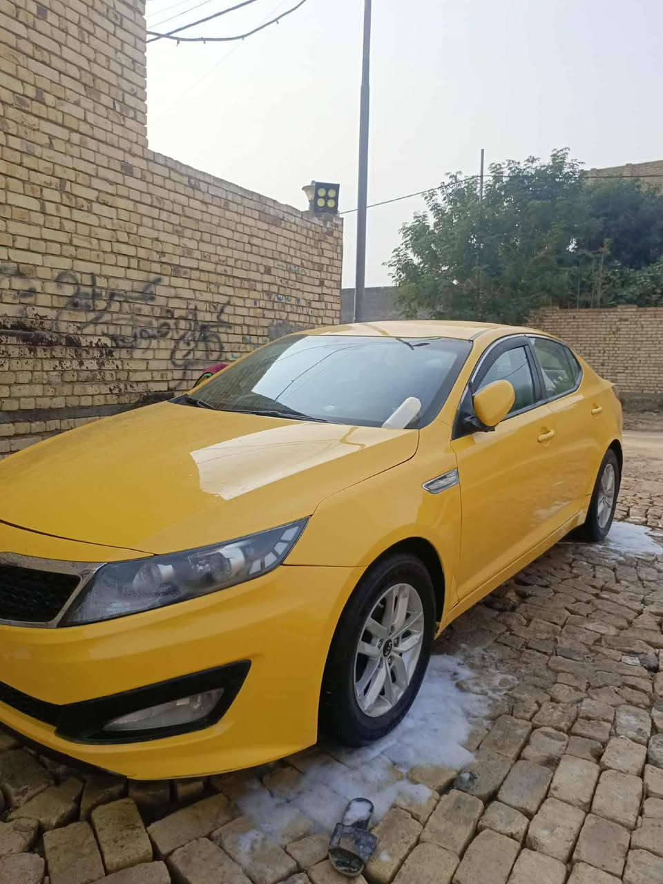 السلام عليكم 
اوبتيما 13خليجي الفين دوش 
بيه جاملغ خلفي 
تبريد تدفئة قطعتين 
رقم واسط مكان السيارة واسط 
قبق الجنطه مبدل فقط 
السعر 112بيه مجال بسيط 
***********
