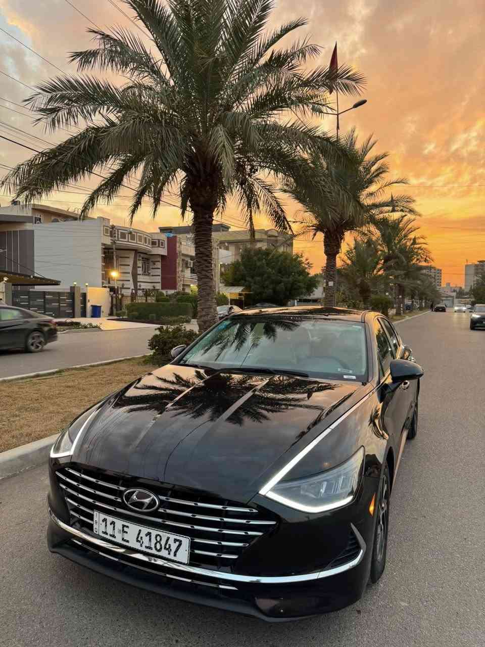 السلام عليكم
هونداي سوناتا موديل 2022

محرك 2000تنفس طبيعي هايبرد

كامراة دواره

رادر امامي جانبي خلفي

رادار توقف ذاتي 

اربع وضعيات قياده

تحديد مسار

تشغيل عن بعد 

حساسات خلفيه 

قيادة ذاتيه

صندوق ذكي عند الاقتراب يفتح

اوتو هولد

كشاف ضباب

لايت زنون

سماعات Bose

هندبريك بصمه

ماشيه 57 

السياره جاملغ خلفي وقبق جنطه مبدل اصلي بدون شواصي ولا دواخل ولا ايرباكات 
السعر 160 

***********
