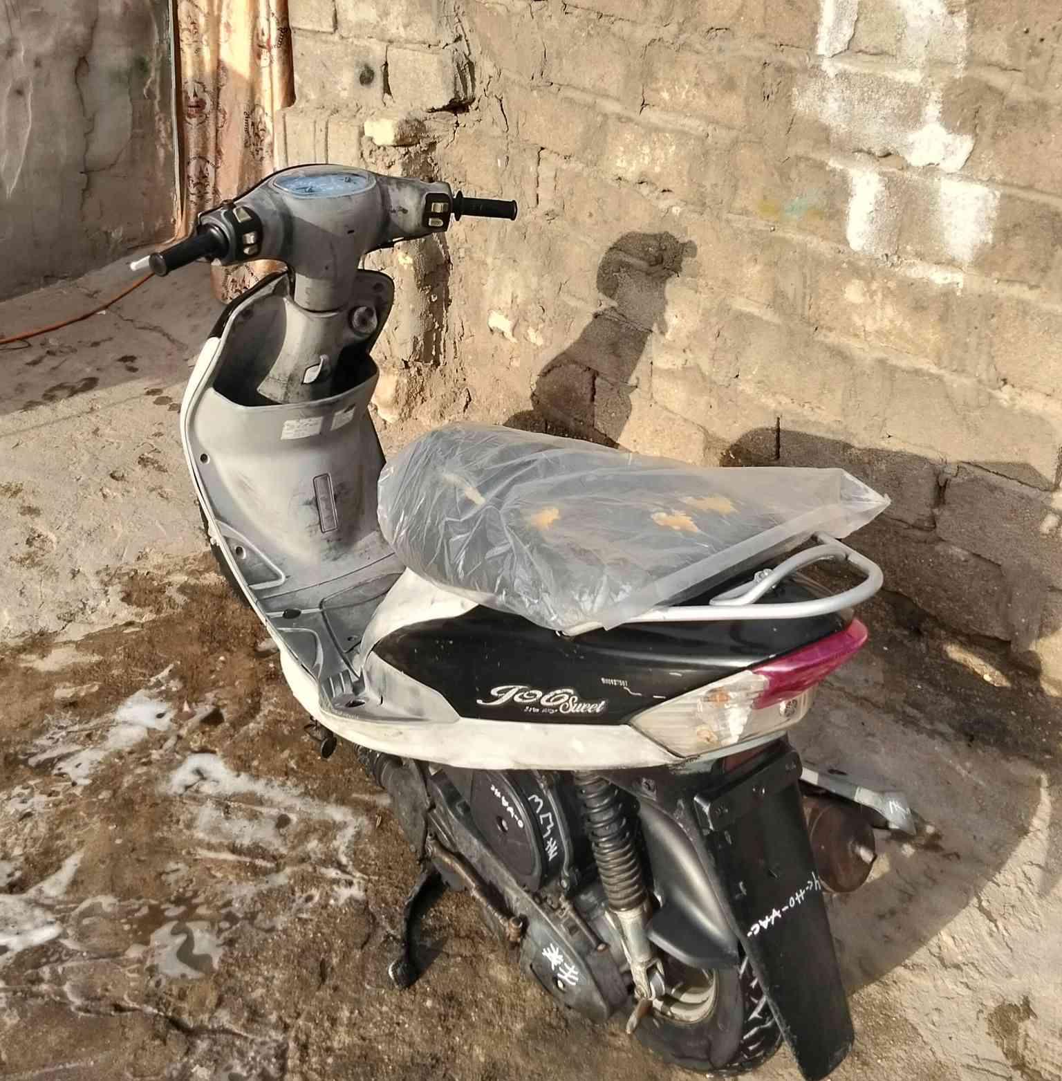 السلام عليكم ماكس قتمه للبيع كفاله عامه برغي ما مفتوح بيها ما مفتوحه نهائيا كفراتهاا كلهم ختمه كفراتها كهربائيات من الطول للطول كابريتا بلاد سلف وهندر دراجه كل الجديده بلاديه مقفوله وين ما يعجبك افحص دراجه كلش جديده ما مفتوحه ما مفتوحه العنوان ساحه سعد اكرر مكلف بالنشر السعر 800 وبيها مجال للشراي ***********
