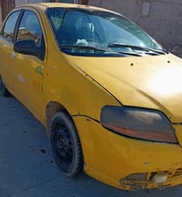 سيارة افيو 2005 للبيع شرط التحويل والوكاله السعر 30 وبيها مجال للاتصال...